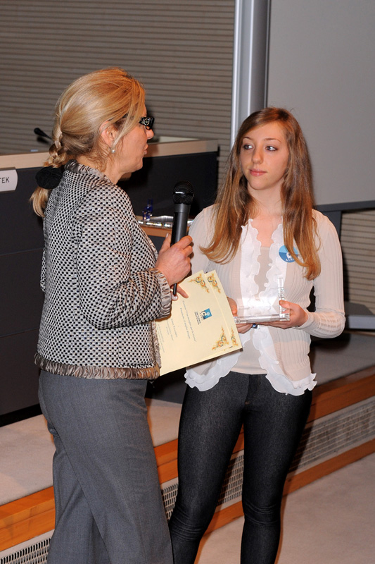 8.Premiazione IFOM_Gallery_Una Metafora per la Ricerca 2010-11